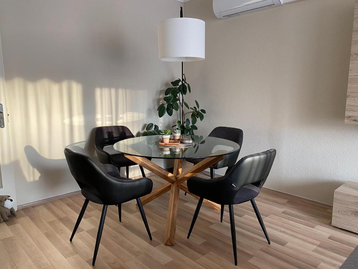 Centrum Apartman Kaposvar Bagian luar foto